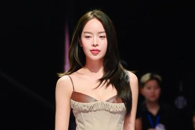 Thanh Thủy, Tiểu Vy và hàng chục hoa hậu, á hậu đổ bộ bế mạc tuần lễ thời trang