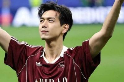 Hàng trăm triệu lượt xem Lý Hiện bước ra sân trận Tây Ban Nha - Saudi Arabia