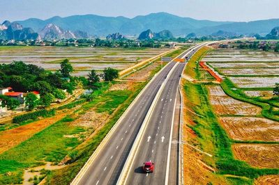Đề xuất bổ sung 5 tuyến cao tốc mới vào quy hoạch mạng lưới đường bộ