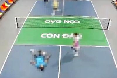 Ngã gục, tử vong khi chơi pickleball: Già hay trẻ đều có thể là nạn nhân