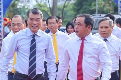 Thủ tướng dự lễ khởi công 5 tuyến đường sắt đô thị, 3 dự án nhà cho thuê ở Hà Nội