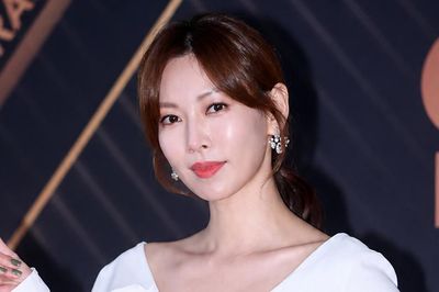 Phim mới của 'ác nữ màn ảnh' Kim So Yeon dừng quay giữa lúc nhà đài vỡ nợ