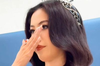 Nam Em khóc nghẹn sau 3 ngày đăng quang