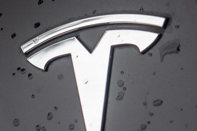 Tesla Autopilot và vụ tai nạn tại Texas: Lỗ hổng từ sự lầm tưởng về công nghệ tự hành