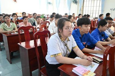 Trung tâm Chính trị xã Thuận Bắc khai giảng lớp bồi dưỡng nhận thức về Đảng khóa III