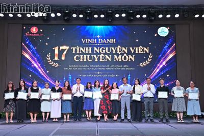Tổng kết giai đoạn 4 chương trình Người dân Khánh Hòa nói tiếng Anh
