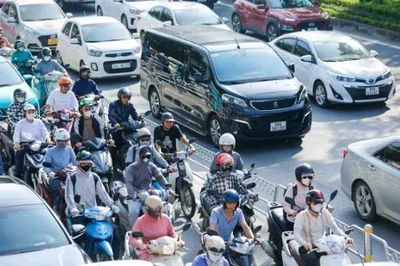 Bắc Bộ và Trung Bộ vào cao điểm nắng nóng, có nơi trên 40 độ C