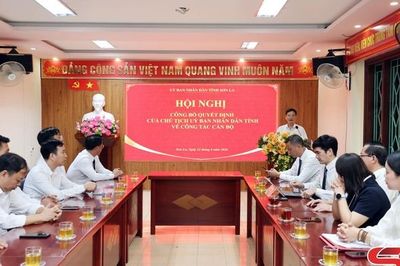 Công bố quyết định bổ nhiệm Phó Giám đốc Trung tâm Xúc tiến Đầu tư, Thương mại và Du lịch tỉnh Sơn La