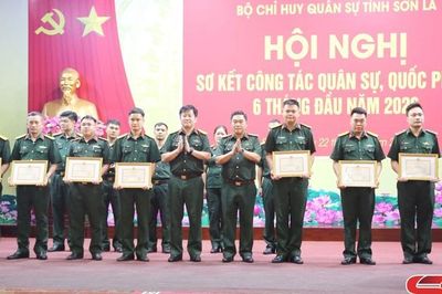 Sơ kết nhiệm vụ công tác quân sự, quốc phòng 6 tháng đầu năm 2026