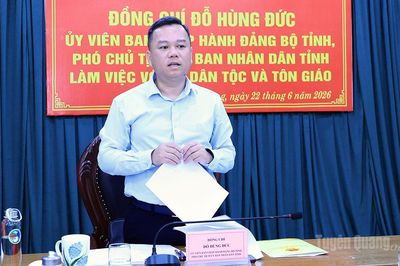 Phó Chủ tịch UBND tỉnh Đỗ Hùng Đức làm việc với Sở Dân tộc và Tôn giáo