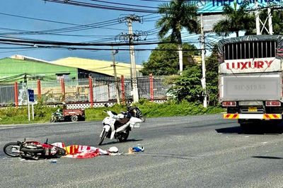 Va chạm với xe tải, người phụ nữ tử vong trên quốc lộ 1 qua Tây Ninh