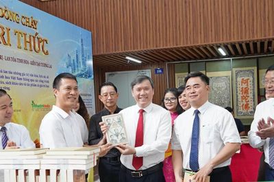Triển lãm 'Dòng chảy tri thức - Kiến tạo tương lai'