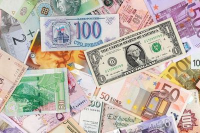 Tỷ giá ngoại tệ ngày 22/6: Euro tiến sát mốc 31.000 đồng, bảng Anh vượt 35.500 đồng