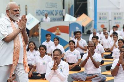 Yoga thúc đẩy hình thành 'nền kinh tế mới' tại Ấn Độ