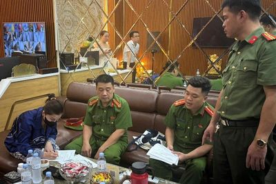 Hà Nội: Phát hiện nhiều trường hợp dương tính với ma túy tại các cơ sở karaoke và massage ở Yên Hòa
