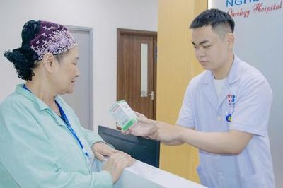 Đưa thuốc ung thư thế hệ mới vào BHYT: Thêm cơ hội sống cho bệnh nhân nghèo