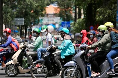 Nơi nào sẽ nắng nóng đỉnh điểm trên 40 độ vào ngày mai?