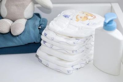 Trung Quốc điều tra cáo buộc tã lót trẻ nhiễm khuẩn, Huggies, Babycare bị nêu tên