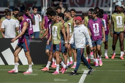 Sóng gió bủa vây Ronaldo với ngòi nổ gây chia rẽ đội tuyển Bồ Đào Nha