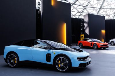 Ferrari: 'Không có chuyện mua xe điện Ferrari Luce để được ưu tiên'