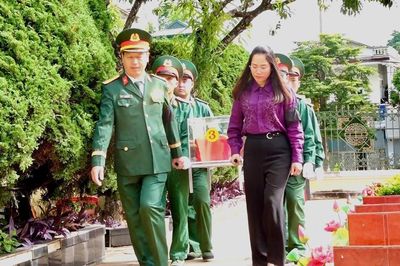 Sơn La tổ chức truy điệu và an táng 5 hài cốt liệt sĩ tại phường Tô Hiệu