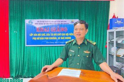 Đồn Biên phòng Tam Chung mở lớp xóa mù chữ cho phụ nữ vùng biên