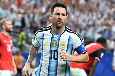 Messi lập kỷ lục ghi bàn mới tại World Cup