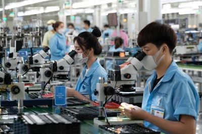 Đề xuất tăng lương tối thiểu vùng lên đến 9,8%