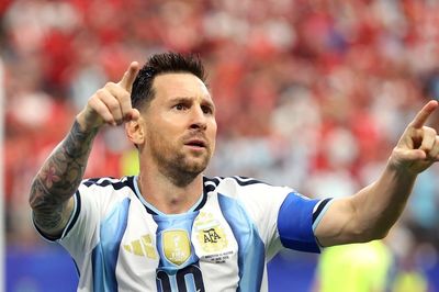 Messi trở thành cầu thủ ghi bàn vĩ đại nhất World Cup