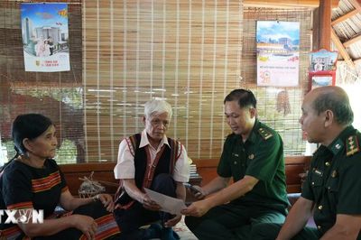 Đà Nẵng: Ấm áp nghĩa tình quân dân ở vùng biên giới xa xôi