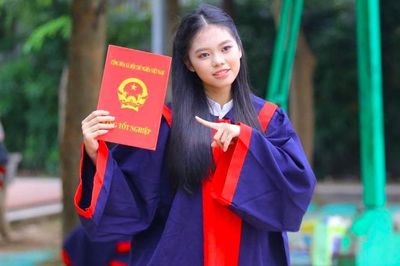 Một lớp học có bốn thủ khoa - thành tích không đến từ sự ngẫu nhiên