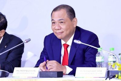 Mang tiền nhàn rỗi mua cổ phần ngân hàng, tài sản của tỷ phú Phạm Nhật Vượng lớn cỡ nào?