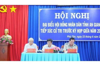 Đại biểu HĐND tỉnh An Giang tiếp xúc cử tri xã Phú Tân