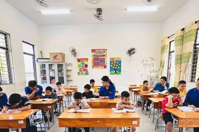 Bổ trợ học sinh vào mùa hè