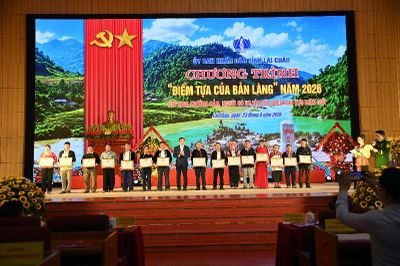 'Điểm tựa của bản làng': Tôn vinh những người giữ vững thế trận lòng dân nơi biên giới