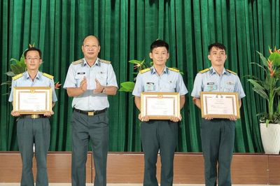 Trung đoàn 915 nâng cao chất lượng đội ngũ bí thư chi bộ