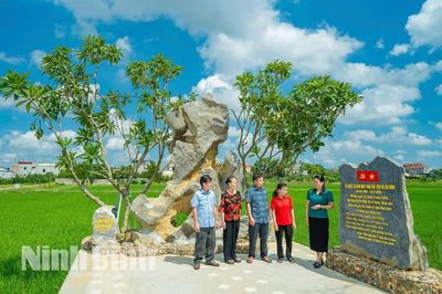 Đổi mới nội dung học tập và làm theo tư tưởng, đạo đức, phong cách Hồ Chí Minh