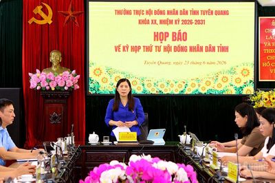 Họp báo chương trình Kỳ họp thứ tư HĐND tỉnh khóa XX