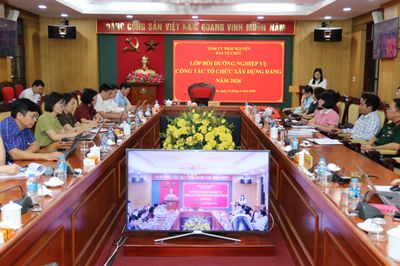 Tiếp tục nâng cao nghiệp vụ công tác tổ chức xây dựng Đảng