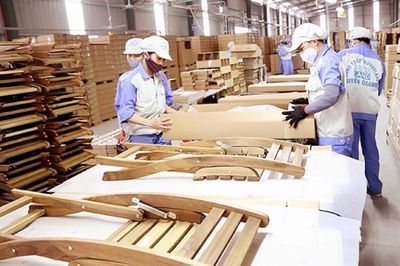Xuất khẩu gỗ và sản phẩm gỗ vượt 7 tỷ USD
