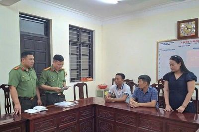 Khởi tố 3 đối tượng trong đường dây 'Mua bán trái phép hóa đơn'