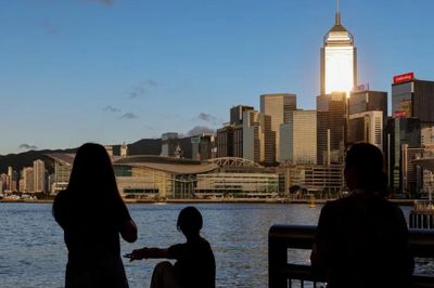 Ngày càng nhiều thanh niên Hong Kong không học, không làm