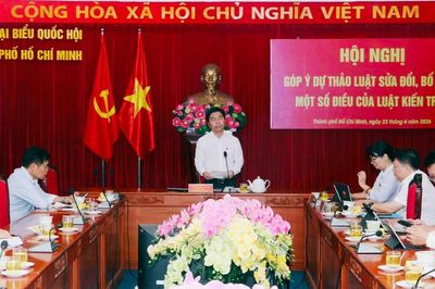 Đoàn ĐBQH TP. Hồ Chí Minh góp ý sửa Luật Kiến trúc Hoàn thiện cơ chế quản lý kiến trúc, đáp ứng yêu cầu phát triển đô thị hiện đại