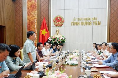 Đoàn khảo sát của Ủy ban Văn hóa và Xã hội làm việc với Ủy ban nhân dân tỉnh Hưng Yên