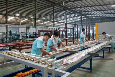 Nhập siêu gần 17 tỷ USD: Tín hiệu mở rộng sản xuất của doanh nghiệp Việt