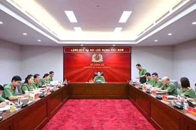 Lược bỏ những quy định không cần thiết, trùng lặp trong kiểm tra, giám sát Đảng