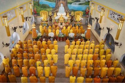 An cư kiết hạ 'từ sinh hoạt tôn giáo đến thiết chế đạo đức phụng sự xã hội'