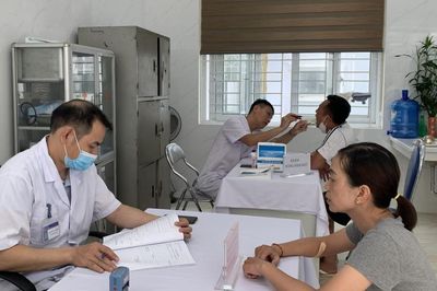 Tư vấn, khám sức khỏe và phát hiện bệnh nghề nghiệp cho 520 người lao động