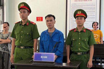 Nổ có 'quan hệ' để chạy thủ tục đất đai