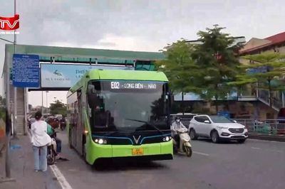 Hà Nội đổi toàn bộ vé tháng giấy sang vé điện tử